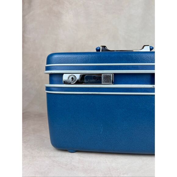 Vintage Samsonite Sentry Blue Train Case with Tray + 3 Keys - Picture 2 of 13